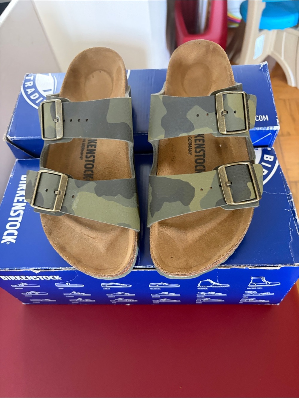 Birkenstock Women’s Arizona Camo Double-Buckle Sandals - Olive Green